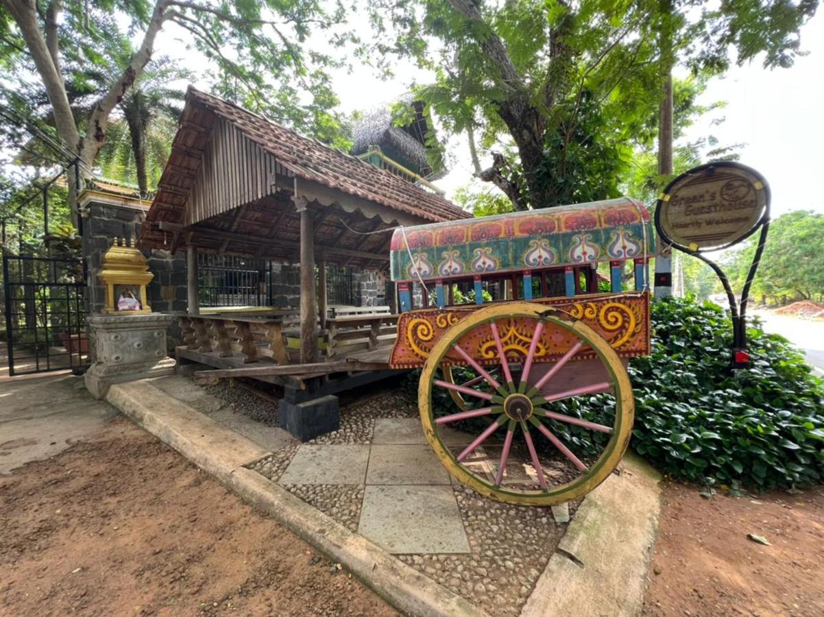 Green'S Guest House أورفيلا المظهر الخارجي الصورة